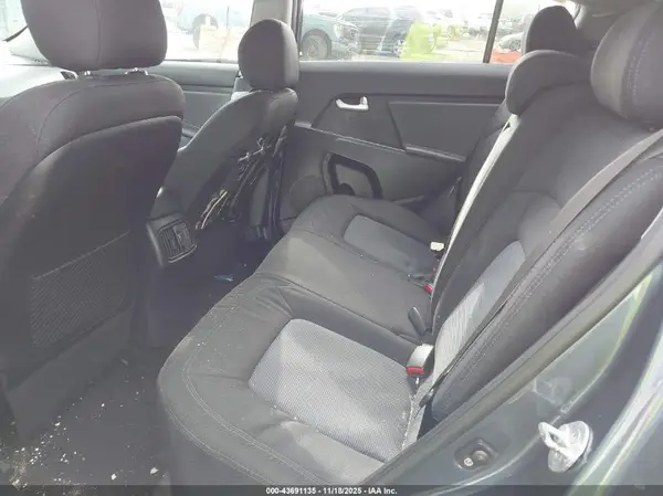 KNDPBCAC7G7844850 2016 KIA SPORTAGE - Image 8