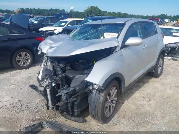 KNDPBCAC7G7848459 2016 KIA SPORTAGE - Image 2