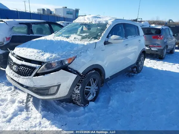 KNDPBCAC7G7866489 2016 KIA SPORTAGE - Image 2