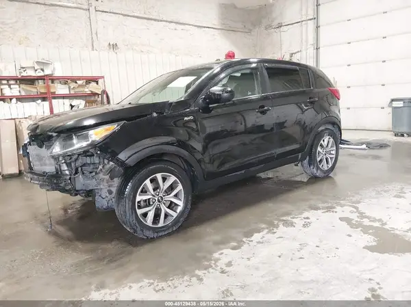 KNDPBCAC7G7881025 2016 KIA SPORTAGE - Image 2