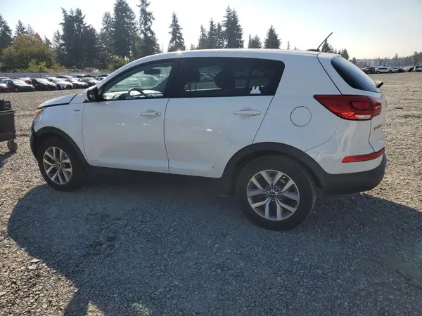 KNDPBCAC8G7802753 2016 KIA SPORTAGE - Image 2