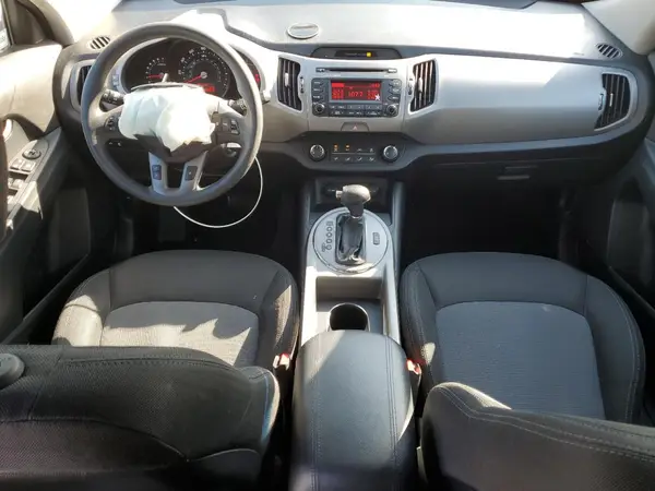 KNDPBCAC8G7802753 2016 KIA SPORTAGE - Image 8