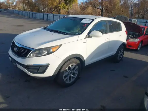 KNDPBCAC8G7810660 2016 KIA SPORTAGE - Image 2