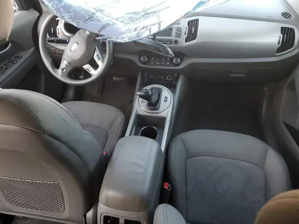 KNDPBCAC8G7812537 2016 KIA SPORTAGE - Image 8
