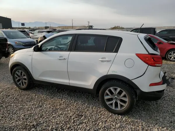 KNDPBCAC8G7825417 2016 KIA SPORTAGE - Image 2