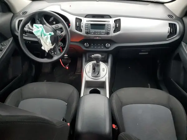 KNDPBCAC8G7828902 2016 KIA SPORTAGE - Image 8