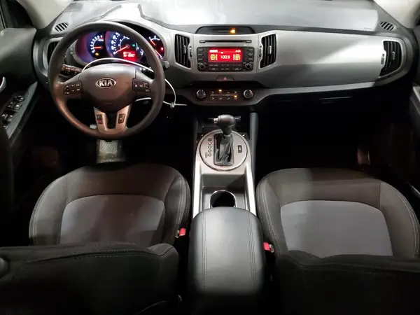 KNDPBCAC8G7841505 2016 KIA SPORTAGE - Image 8