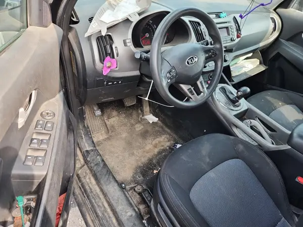 KNDPBCAC8G7844324 2016 KIA SPORTAGE - Image 8