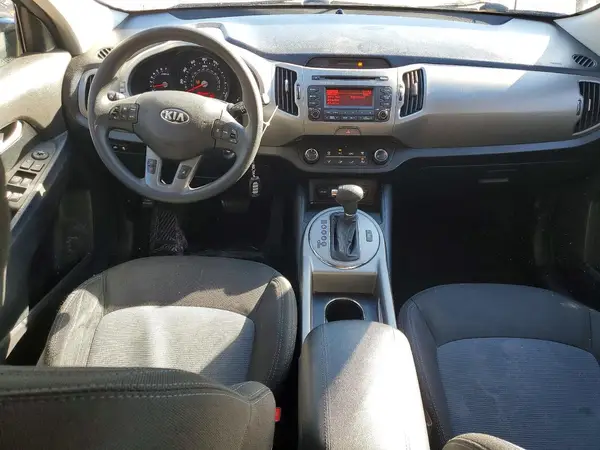 KNDPBCAC8G7845022 2016 KIA SPORTAGE - Image 8