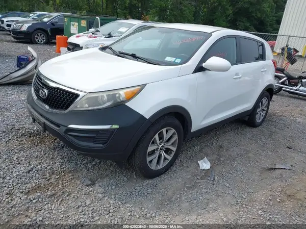 KNDPBCAC8G7849510 2016 KIA SPORTAGE - Image 2