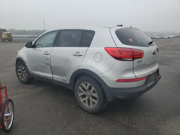 KNDPBCAC8G7854531 2016 KIA SPORTAGE - Image 2