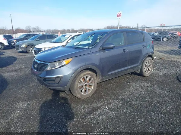 KNDPBCAC8G7855176 2016 KIA SPORTAGE - Image 2