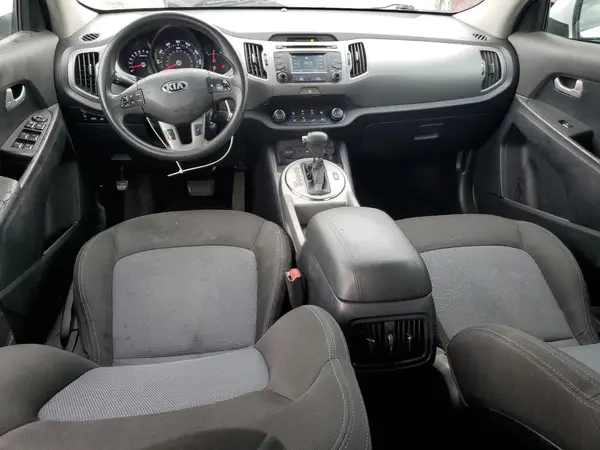 KNDPBCAC8G7855291 2016 KIA SPORTAGE - Image 8