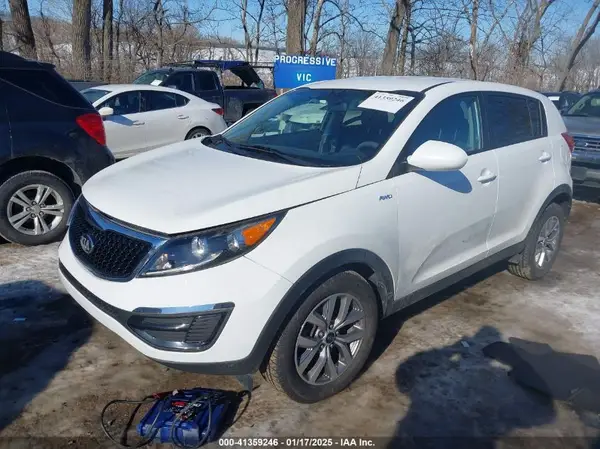 KNDPBCAC8G7857316 2016 KIA SPORTAGE - Image 2