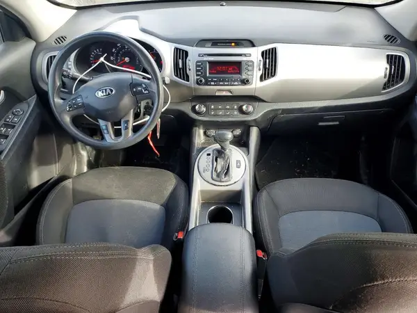 KNDPBCAC8G7868557 2016 KIA SPORTAGE - Image 8
