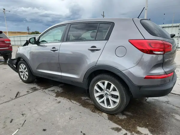 KNDPBCAC8G7871491 2016 KIA SPORTAGE - Image 2