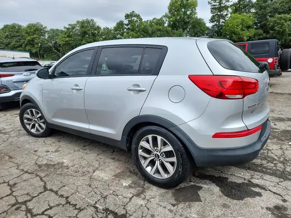 KNDPBCAC8G7877176 2016 KIA SPORTAGE - Image 2