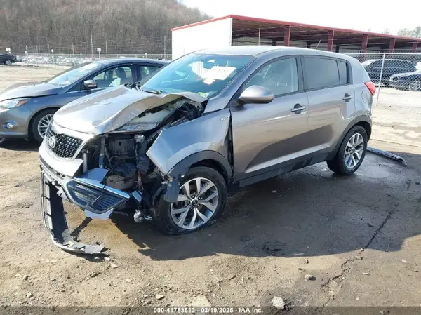 KNDPBCAC8G7879249 2016 KIA SPORTAGE - Image 2