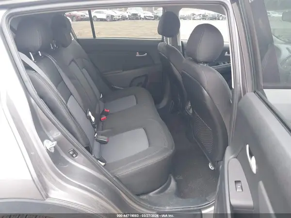 KNDPBCAC9G7802390 2016 KIA SPORTAGE - Image 8
