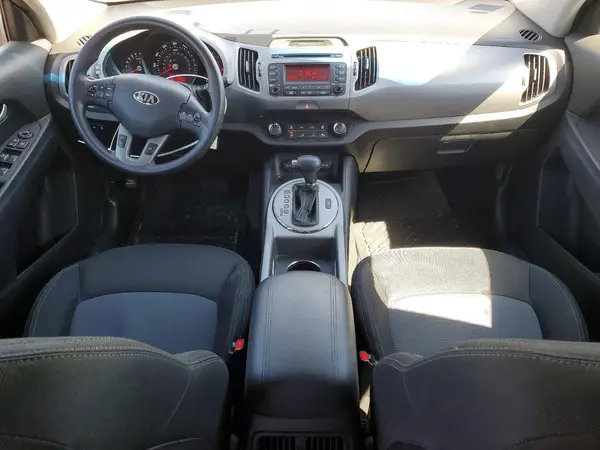 KNDPBCAC9G7803927 2016 KIA SPORTAGE - Image 8
