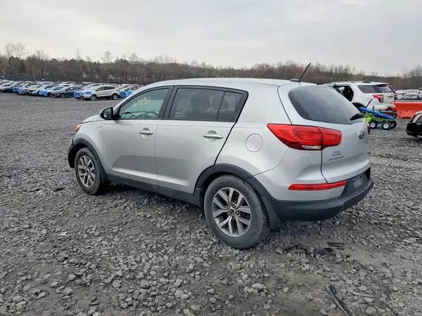 KNDPBCAC9G7805614 2016 KIA SPORTAGE - Image 2