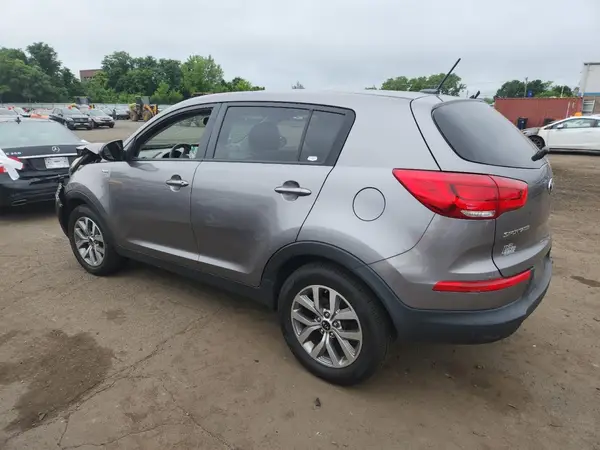 KNDPBCAC9G7809632 2016 KIA SPORTAGE - Image 2