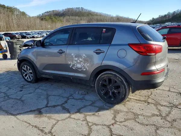KNDPBCAC9G7826561 2016 KIA SPORTAGE - Image 2