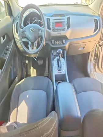 KNDPBCAC9G7827855 2016 KIA SPORTAGE - Image 8