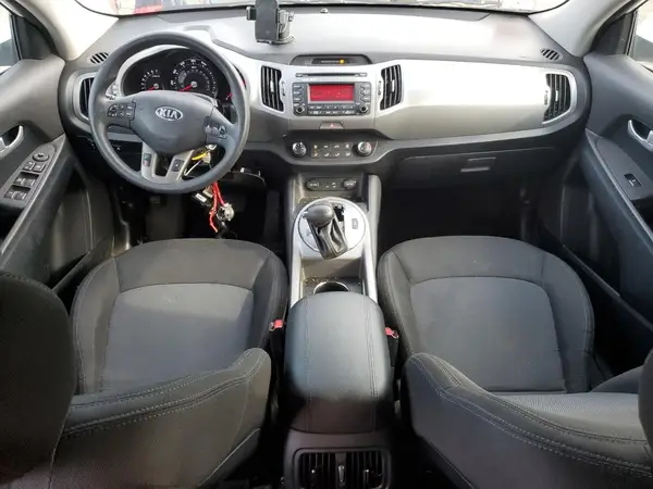 KNDPBCAC9G7833817 2016 KIA SPORTAGE - Image 8