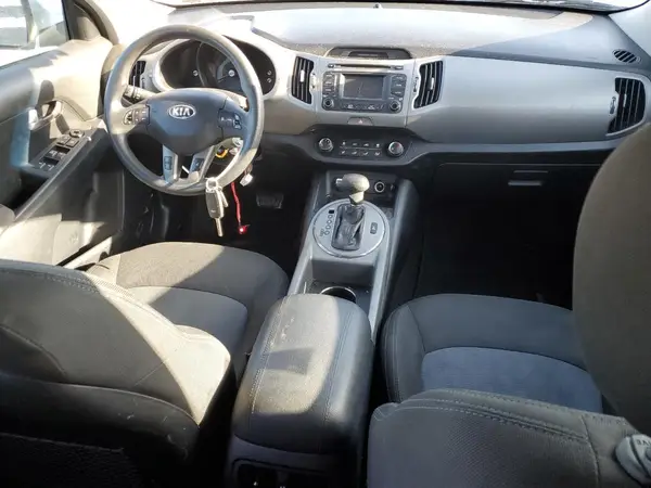KNDPBCAC9G7834157 2016 KIA SPORTAGE - Image 8