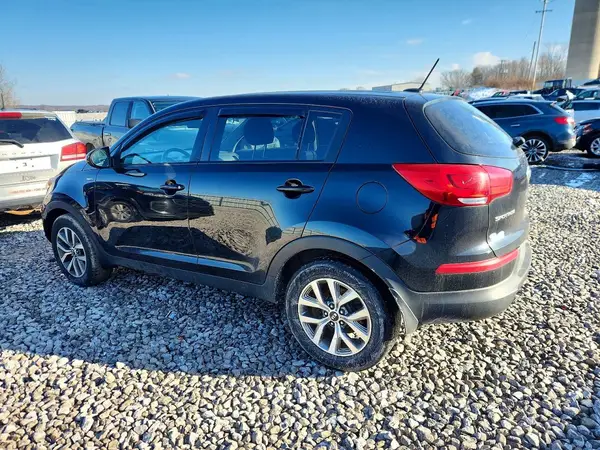KNDPBCAC9G7853419 2016 KIA SPORTAGE - Image 2
