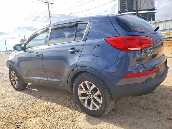 KNDPBCAC9G7859723 2016 KIA SPORTAGE - Image 2