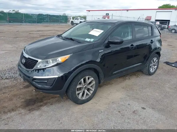 KNDPBCAC9G7863206 2016 KIA SPORTAGE - Image 2