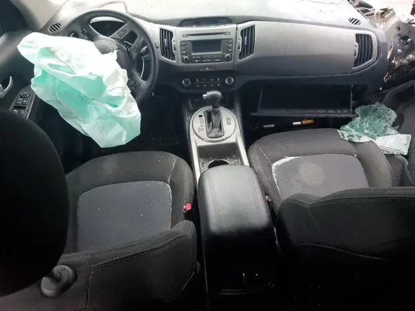 KNDPBCAC9G7866039 2016 KIA SPORTAGE - Image 8