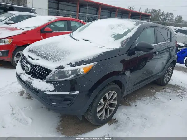 KNDPBCAC9G7870284 2016 KIA SPORTAGE - Image 2