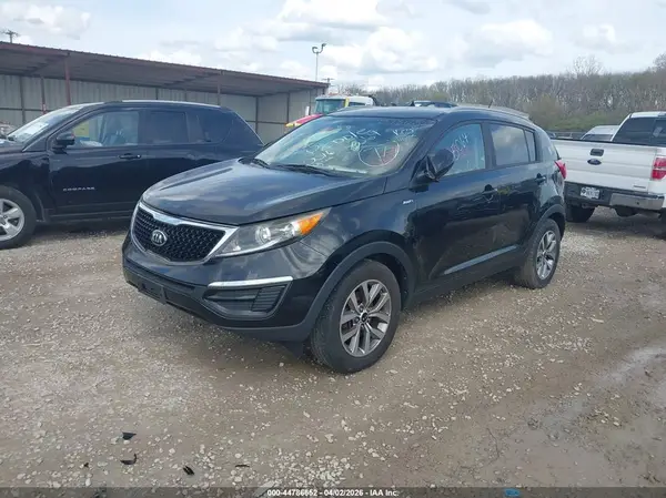 KNDPBCAC9G7875064 2016 KIA SPORTAGE - Image 2