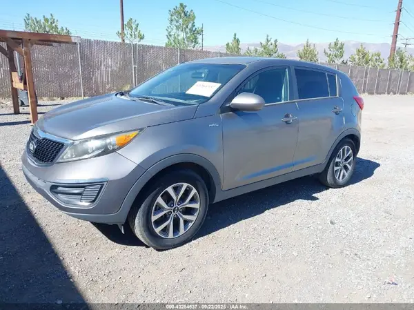 KNDPBCAC9G7876246 2016 KIA SPORTAGE - Image 2
