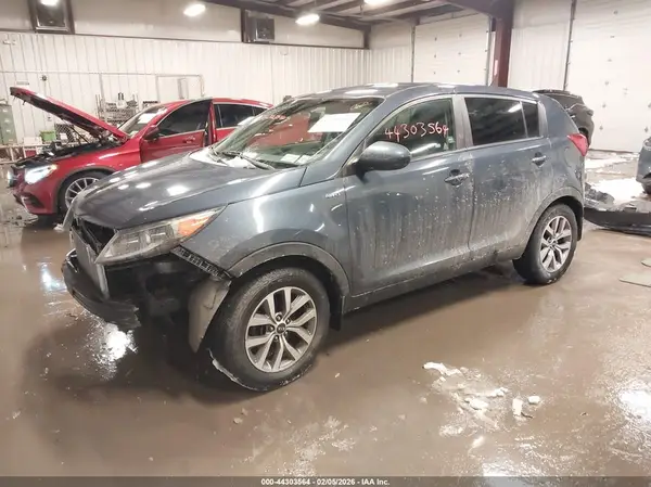 KNDPBCAC9G7877140 2016 KIA SPORTAGE - Image 2