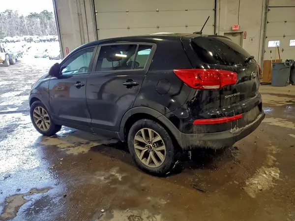 KNDPBCAC9G7877218 2016 KIA SPORTAGE - Image 2