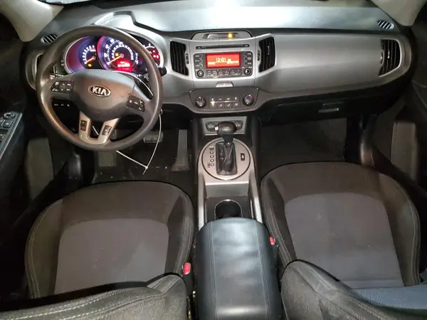 KNDPBCAC9G7880944 2016 KIA SPORTAGE - Image 8