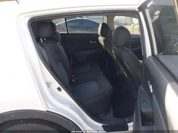 KNDPBCACXG7800759 2016 KIA SPORTAGE - Image 8