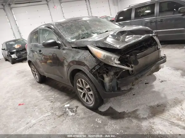 KNDPBCACXG7807629 2016 KIA SPORTAGE - Image 1