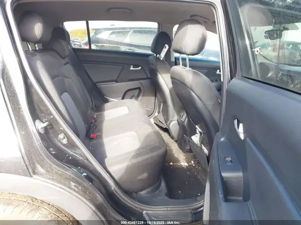 KNDPBCACXG7808764 2016 KIA SPORTAGE - Image 8