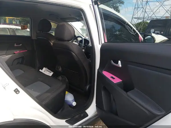 KNDPBCACXG7820719 2016 KIA SPORTAGE - Image 8