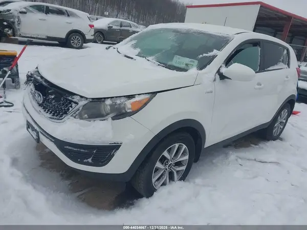 KNDPBCACXG7853039 2016 KIA SPORTAGE - Image 2