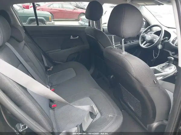 KNDPBCACXG7853414 2016 KIA SPORTAGE - Image 8