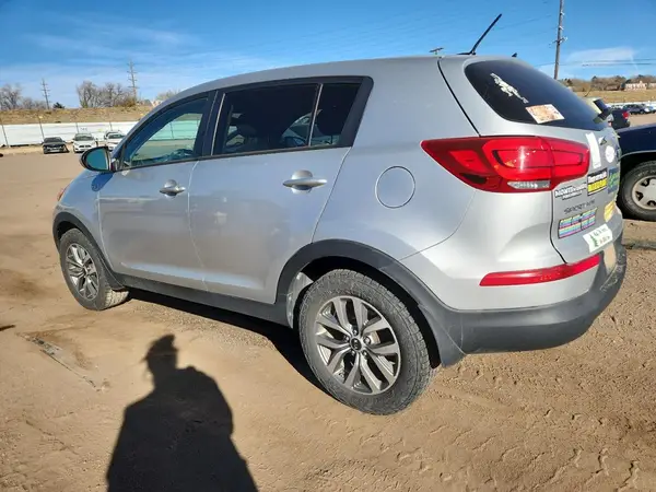 KNDPBCACXG7855910 2016 KIA SPORTAGE - Image 2