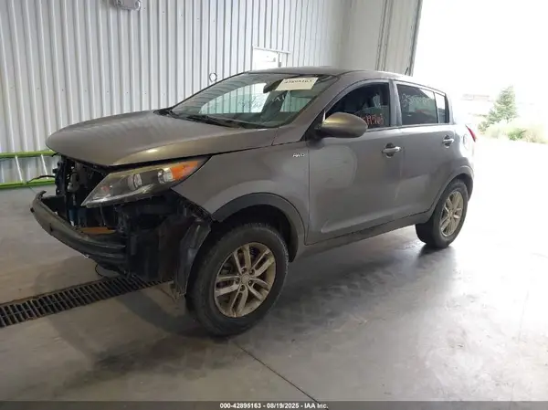 KNDPBCACXG7869693 2016 KIA SPORTAGE - Image 2