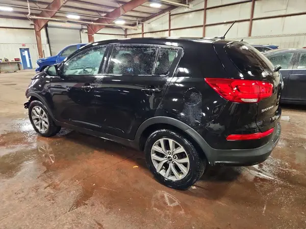 KNDPBCACXG7870133 2016 KIA SPORTAGE - Image 2
