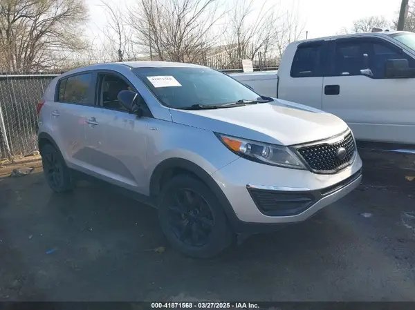 KNDPBCACXG7879012 2016 KIA SPORTAGE - Image 1